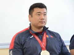 Гавьяат тамирчин Э.Содномпилжээ пауэрлифтингийн шүүгч болжээ