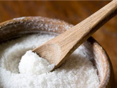 Нэг грамм давс 400 мг натри агуулдаг