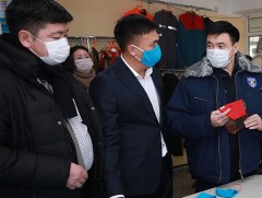 Багануур дүүргийн иргэд хэрэглээний амны хаалтаа өөрсдөө үйлдвэрлэж байна