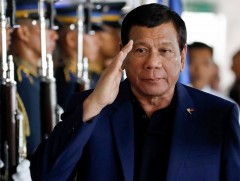 Филиппиний Засгийн газар хөл хориогоо сунгав