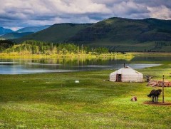 Мөнхөд гэрэлтэх эх орон 