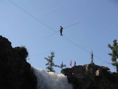 М.Мягмарсайхан 50 метрийн өндөрт, 150 метр зайд “тэнгэрийн алхалт” хийнэ