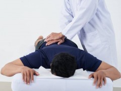 Нурууны мурийлт 9-14 насанд үүсдэг