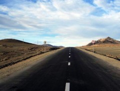 Газар тариалангийн гол зангилаа замын ажил эхэллээ