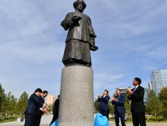 Богд хааны дурсгалын цэцэрлэгт хүрээлэнг нээлээ