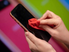 Коронавирус гөлгөр, тэгш гадаргуу дээр 28 хоног амьдрах чадвартай болохыг тогтоожээ