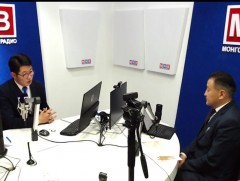 Саарал жагсаалт ба мөнгө угаалт