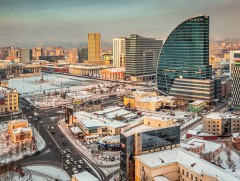 Тусгаарлалтад байгаа иргэдийн ар гэрийнхэнд хүнсний багцыг хүлээлгэж өглөө