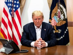 АНУ-ын Ардчилсан болон Бүгд найрамдах намынхан ерөнхийлөгч Трампыг огцруулахыг шаардлаа