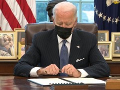 АНУ: Зарим улс орнуудад зэвсэг худалдаалах гэрээний хэрэгжилтийг түр зогсоолоо