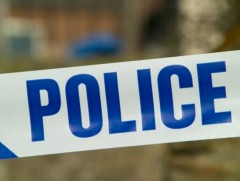 Асаалттай орхисон автомашиныг хулгайлжээ