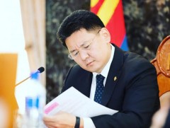 ШУУРХАЙ МЭДЭЭ: Ерөнхий сайд У.Хүрэлсүх албан тушаалаас огцорч байгаагаа мэдэгдлээ