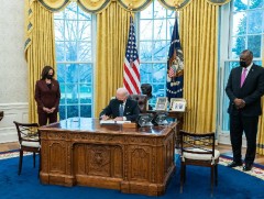 Пентагонд БНХАУ-ын стратегийг судлах тусгай ажлын хэсэг байгуулна  