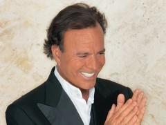 Рок архив: Хулио Иглесиас