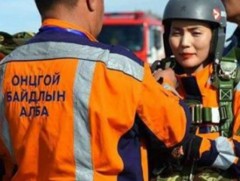 Монгол бахархал: Шүхэрчин аврагч Б.Бямбасүрэн 