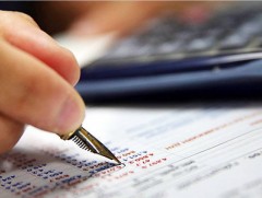 Аж ахуйн нэгжүүдийг дэмжих тусгайлсан бодлого хэрэгтэйг эдийн засагчид хөндөж байна