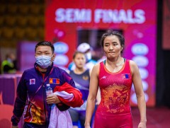 Б.Шоовдор тивдээ хоёр дахиа үзүүрлэв