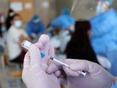 Вакцины эхний тунг хийлгэж байгаа иргэдийн идэвх эрс нэмэгдэж байна