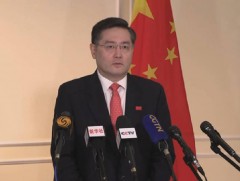 Хятадаас АНУ-д томилогдсон шинэ Элчин сайд Чинь Ган Вашингтонд очжээ