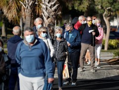 АНУ-д коронавирусний халдварын тохиолдол гурван 7 хоногт хоёр дахин нэмэгджээ  