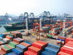 БНХАУ-ын Тяньжинь боомт дээр манай улсын 4378 чингэлэг гацаад байна