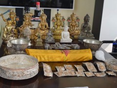 Хийдээс олон тооны бурхан хулгайлсан этгээдүүдийг илрүүллээ