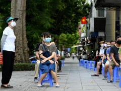 Вьетнам эр хөл хорио зөрчиж, халдвар тараасан хэргээр 5 жил хоригдох ял сонслоо