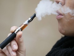 Электрон тамхи нь утаат тамхинаас илүү хор уршигтай, хорт хавдар үүсгэж байна