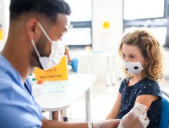 АНУ-ын эрдэмтэд 5-11 насны хүүхдэд зориулсан “Пфайзер” вакцин хэрэглэхийг зөвлөлөө