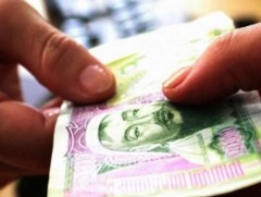 Гурван өрх тутмын нэг нь халамж, тэтгэврээр амьдарч байна