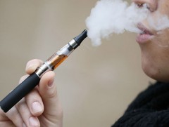 Өсвөр насны хүүхдүүд электрон тамхи татах тохиолдол их байна