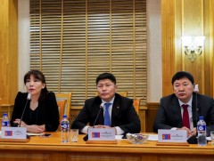 ХЗДХ-ийн сайд Х.Нямбаатар Олон улсын эрх зүйн сангийн төлөөлөгчидтэй цахим уулзалт хийлээ