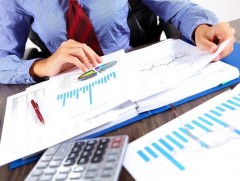 Хуульч, эдийн засагч, бизнесийн удирдлагын мэргэжлээр төгсөгчдөд ажлын байр бага байна