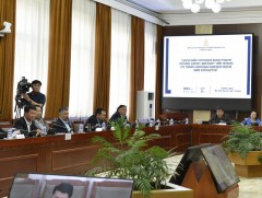 Сонгуулийн тогтолцоо болон Үндсэн хуулийн нэмэлт, өөрчлөлтийн талаар улс төрийн намуудын удирдлагу..