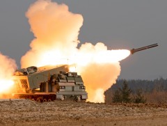 АНУ Украинаас баталгаа авч байж орчин үеийн зэвсгийн тусламж үзүүлэхээр болжээ 