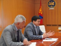 Шадар сайд НҮБ-ын Шилжилт хөдөлгөөний байгууллагын Хөтөлбөрийн менежерийг хүлээн авч уулзлаа