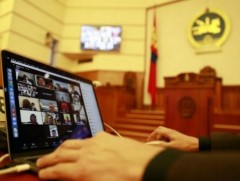 ӨНӨӨДӨР: УИХ-ын 2022 оны ээлжит бус чуулганы хуралдаанаар...