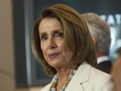 Япон улсын ерөнхий сайд Нэнси Пелоситой уулзана