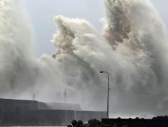 Японд “Нанмадол” хар салхины гамшигтай тэмцэх ажил үргэлжилж байна