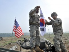 АНУ, БНСУ  болон Япон улс БНАСАУ-ын эсрэг тогтоон барих хүчээ зузаатгана 