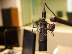 Бусдын дотор биш, таны дотор л та байгаа