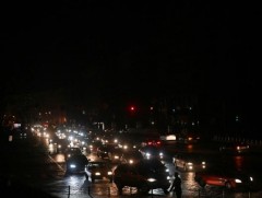 Украинд 4.5 сая хүн тог цахилгаангүй байна