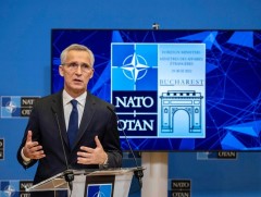 НАТО Украины зэвсэгт хүчнийг өрнөдийн орчин үеийн стандарт руу шилжихэд нь системтэйгээр дэмжлэг ү..