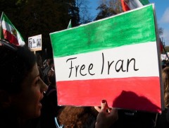 Иран улс ёс зүйн цагдаагийн албаа татан буулгаж байгааг ерөнхий прокурор нь мэдэгджээ 