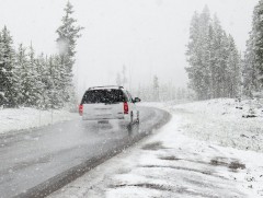 Амралтын өдрүүдэд цас их орох төлөвтэй тул иргэдэд болгоомжтой байхыг анхаарууллаа
