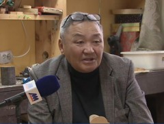 С.Баасандорж: Сийлбэр бол нарийн мэдрэмж, тэсвэр тэвчээрээр бүтдэг урлаг