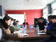 Булган аймагт үйл ажиллагаа явуулж буй харьяа газруудын удирдлага, мэргэжилтнүүдийг хүлээн авч уул..