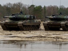 ХБНГУ-ын канцлер Украинд “Леопард” танкууд илгээхийг зөвшөөрчээ