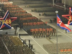 БНАСАУ-д нийслэл Пхеньян хотод цэргийн ёслолын парад болжээ 