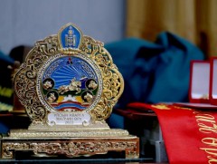 Ховд: Дарви сумаас 